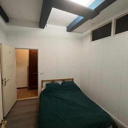 Iru, Not For Parties, Not A Hotel, Room With No Kitchen Amsterdam Exterior foto