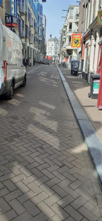 Iru, Not For Parties, Not A Hotel, Room With No Kitchen Amsterdam Exterior foto